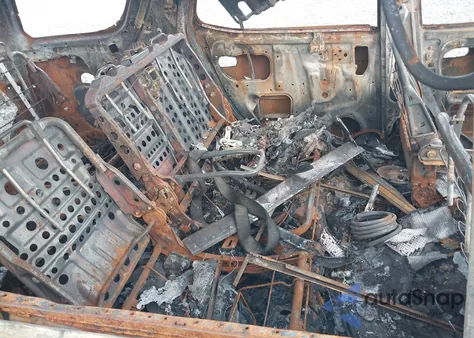 2003 Toyota Sequoia Limited V8 z USA, uszkodzony, nr VIN 5TDZT38A03S179655